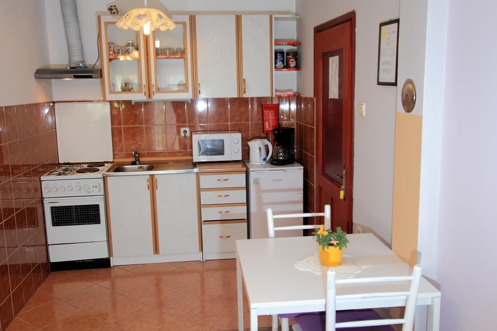 Vila Julija - Apartment & Rooms Otocac Luaran gambar